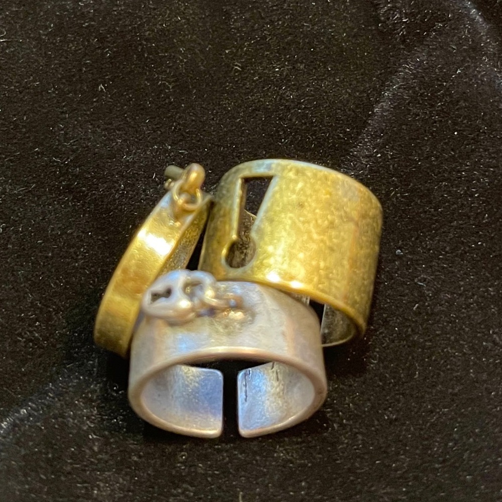 Jewelmint set of 3 rings never worn